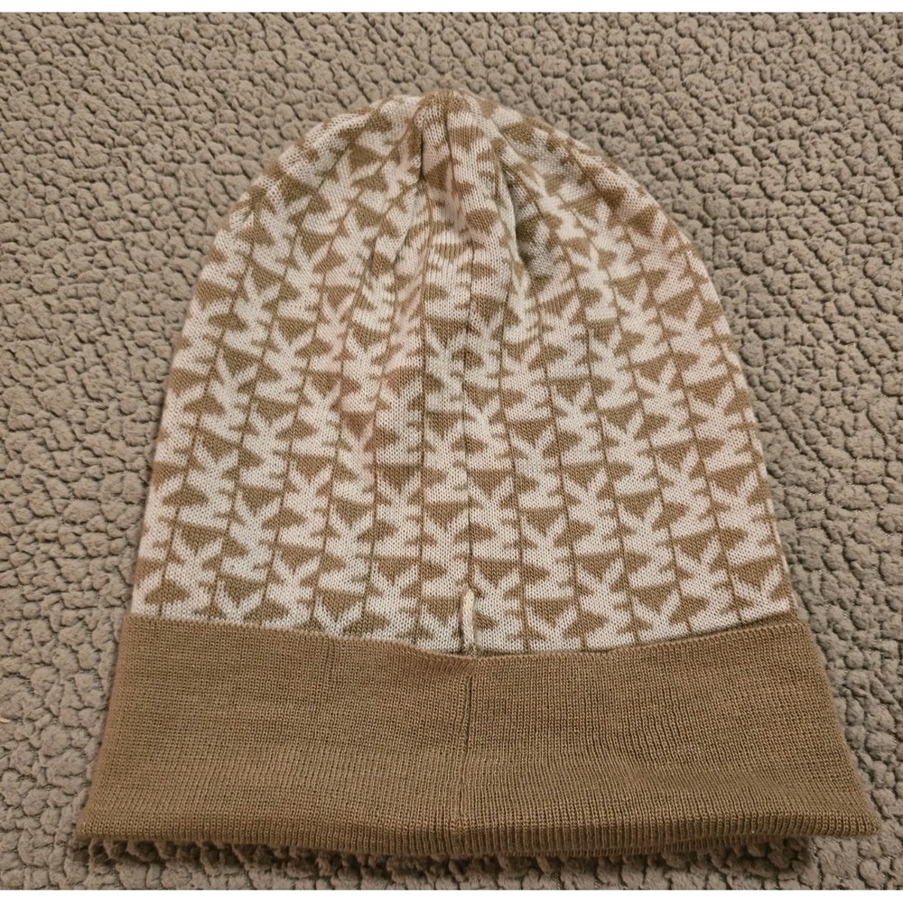 Michael Kors Beanie Hat Wheat White MK Monogram Logo Winter Cuffed Knit Cap